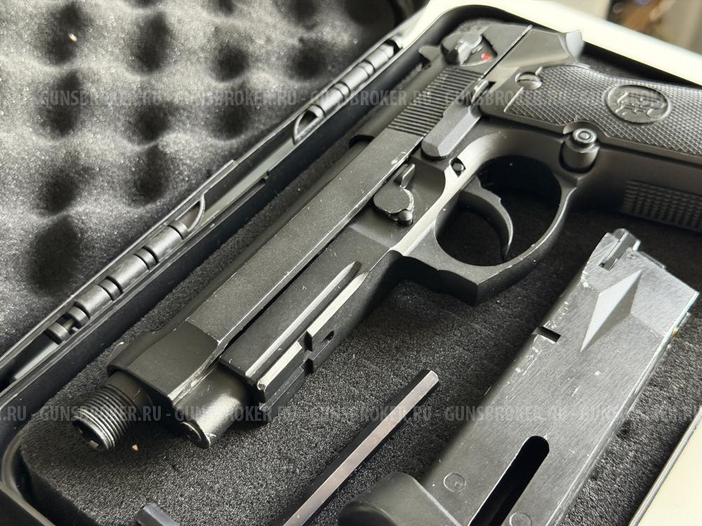KJW Beretta M9A1 CO2