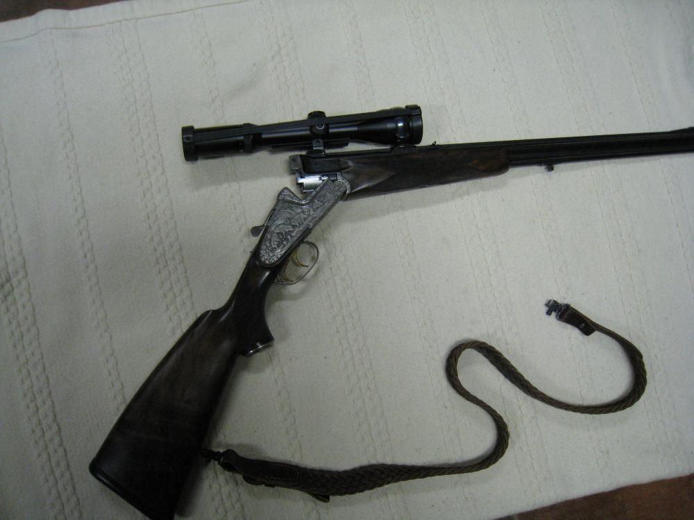 Коллекция охотничьего оружия из 5 нарезных (в т.ч.2 штуцера) и 3-х гладкоствольных ружей