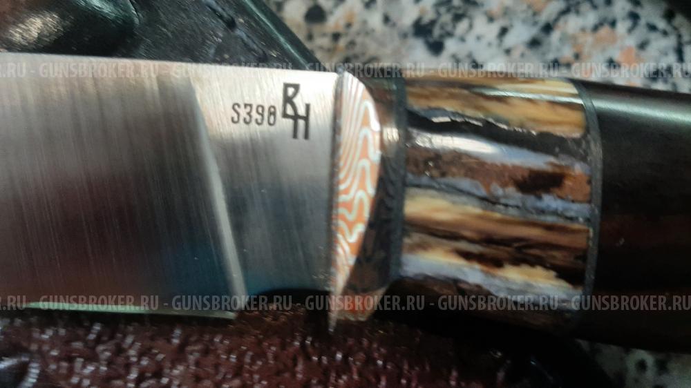 Коллекция охотничьих и раскладных ножей