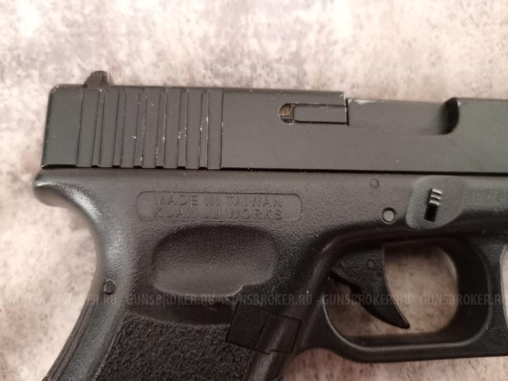 Страйкбольный пистолет (Airsoft) в дизайне Glock от от всемирно известной фирмы KJW, Тайва