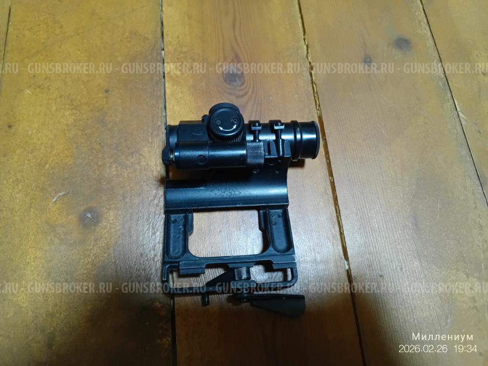 Коллиматорным прицел ПК 23-01 с кронштейном.