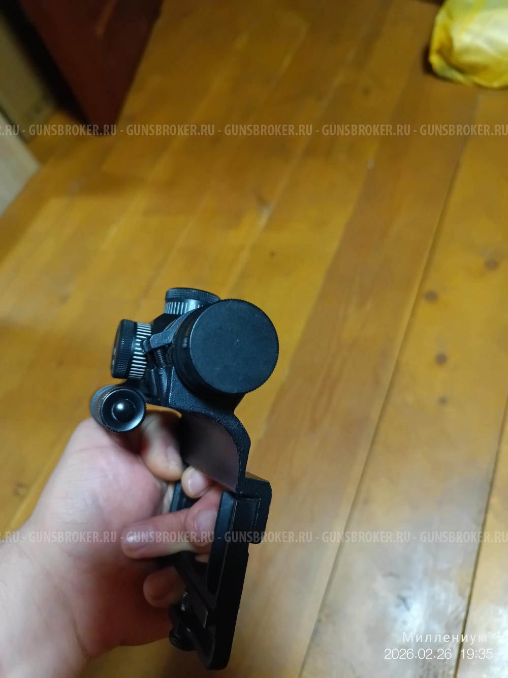 Коллиматорным прицел ПК 23-01 с кронштейном.