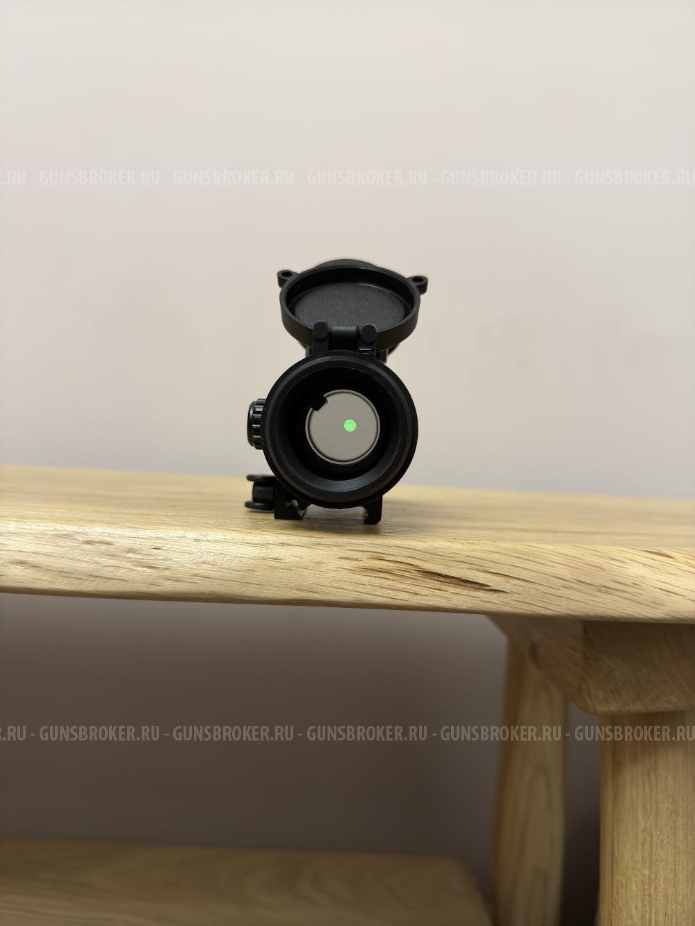коллиматорный прицел UTG SCP-RG40SDQ