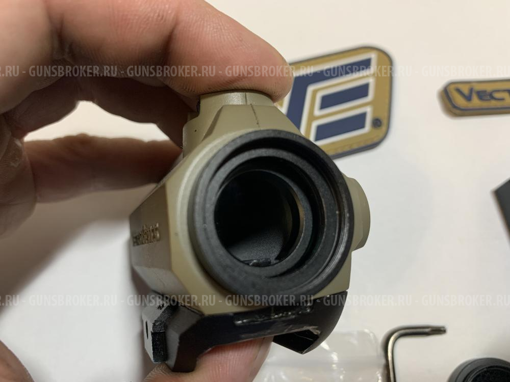 коллиматорный Vector Optics Maverick-III 1x22 MIL (SCRD-38) цвет TAN