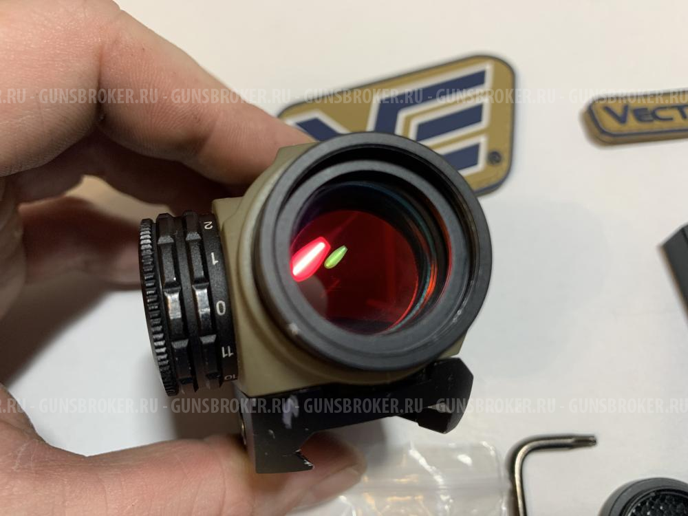 коллиматорный Vector Optics Maverick-III 1x22 MIL (SCRD-38) цвет TAN