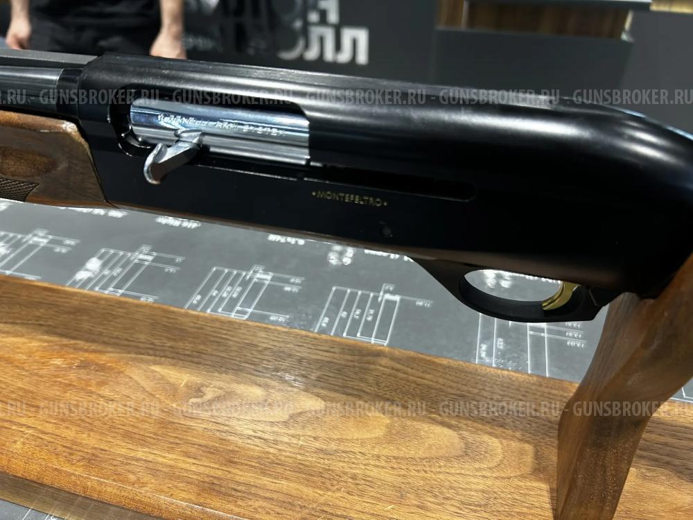 Комиссионное самозарядное ружьё Benelli Montefeltro LH кал. 12/76 (710 мм)