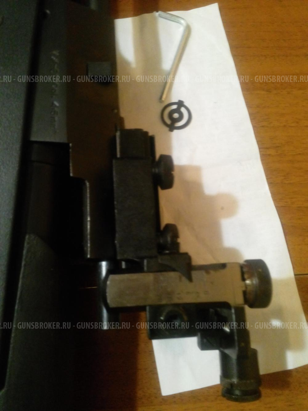 Для пневмобиатлона комплект: прицел СССР на иж61,мр61,кронштейн,мушка 