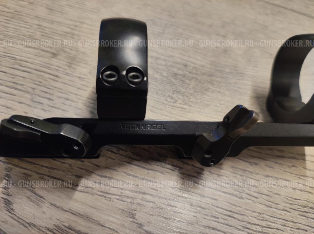 Кронштейн Recknagel на призму 12 мм на 30мм средний 46330-0512