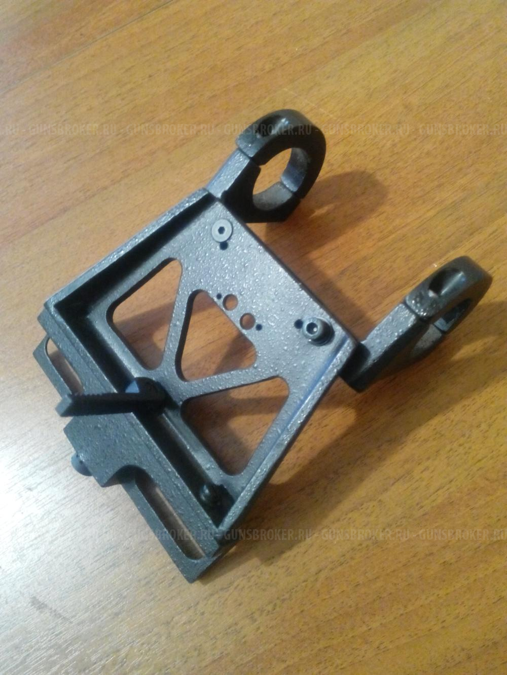 Стальной кронштейн 30мм на Вепрь,Сайгу и др. 
