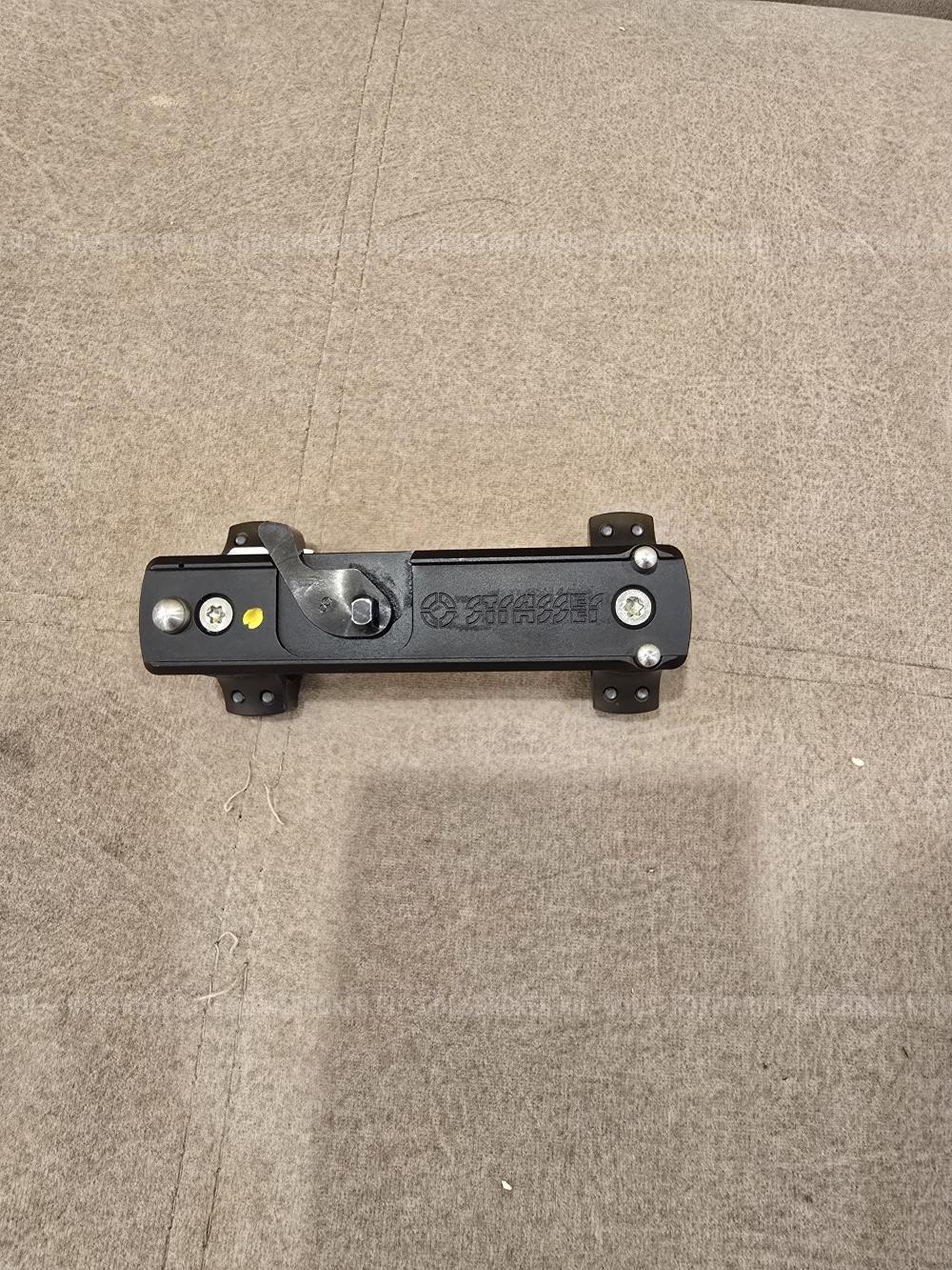 Кронштейн Strasser