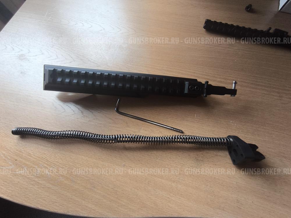 Крышка ствольной коробки 