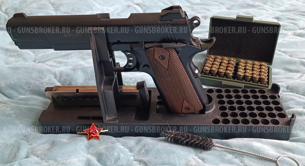 KURS ТТ и Colt K1911 в расширенных комплектациях с подставками!