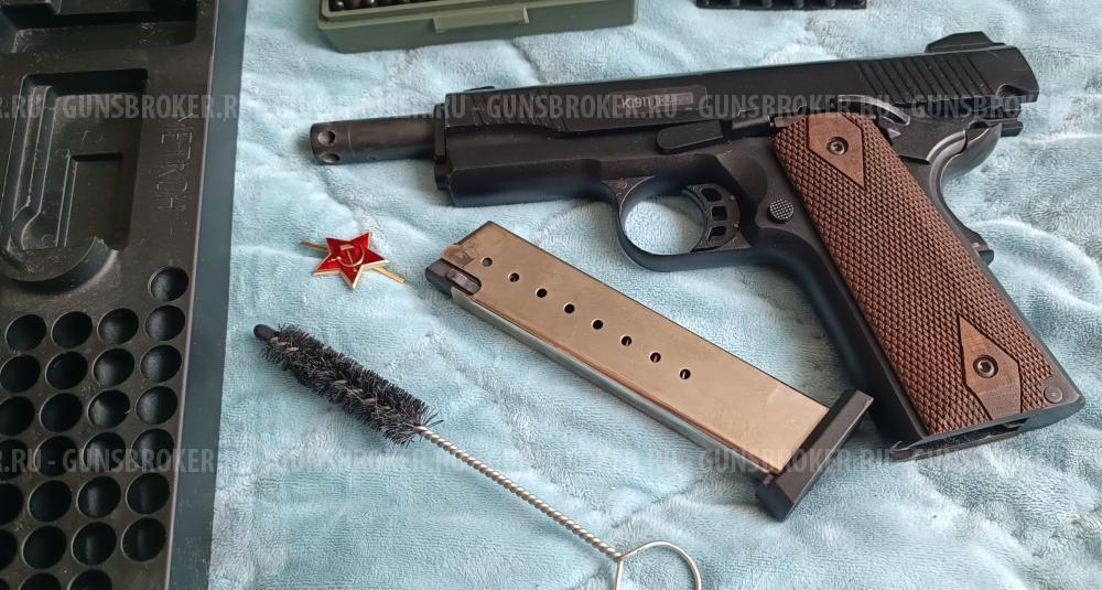 KURS ТТ и Colt K1911 в расширенных комплектациях с подставками!