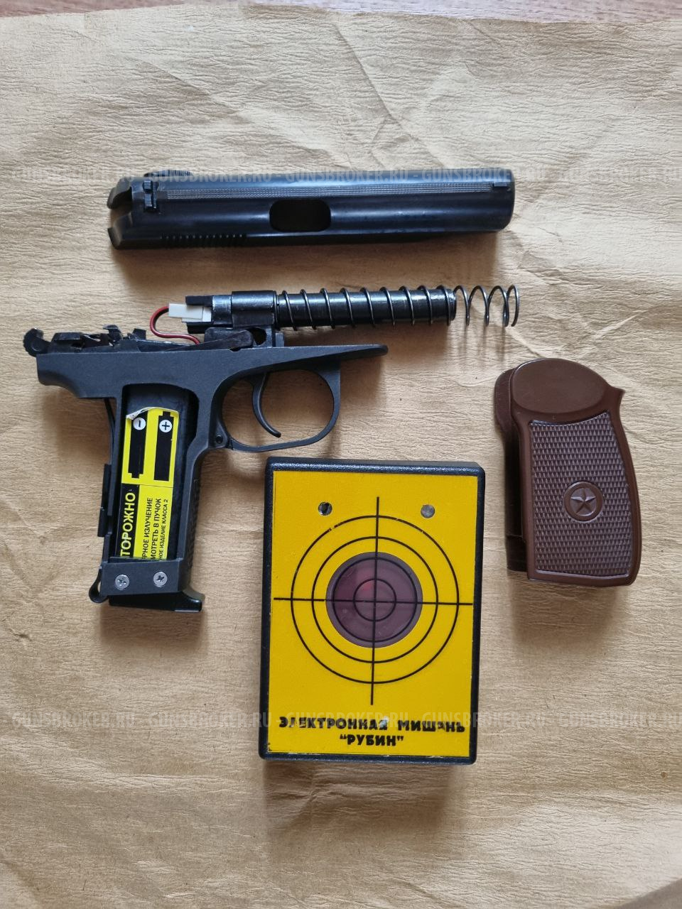 Лазерный стрелковый тренажёр «Рубин» ЛТ-110ПМ(к) с мишенью