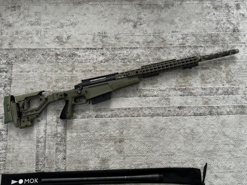 Ложа Accuracy International AX AICS Chassis на Remington 700 Long Action.