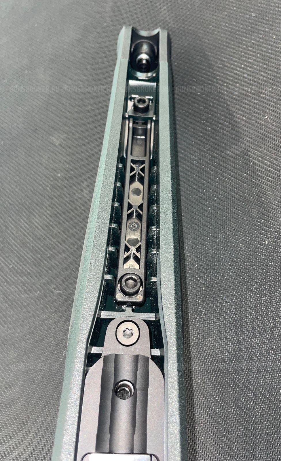 Ложа Blaser R8 Professional Success Green / Заглушка ложи Blaser R8 под шахту магазина 