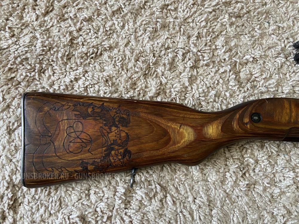 Ложе на СКС с росписью.