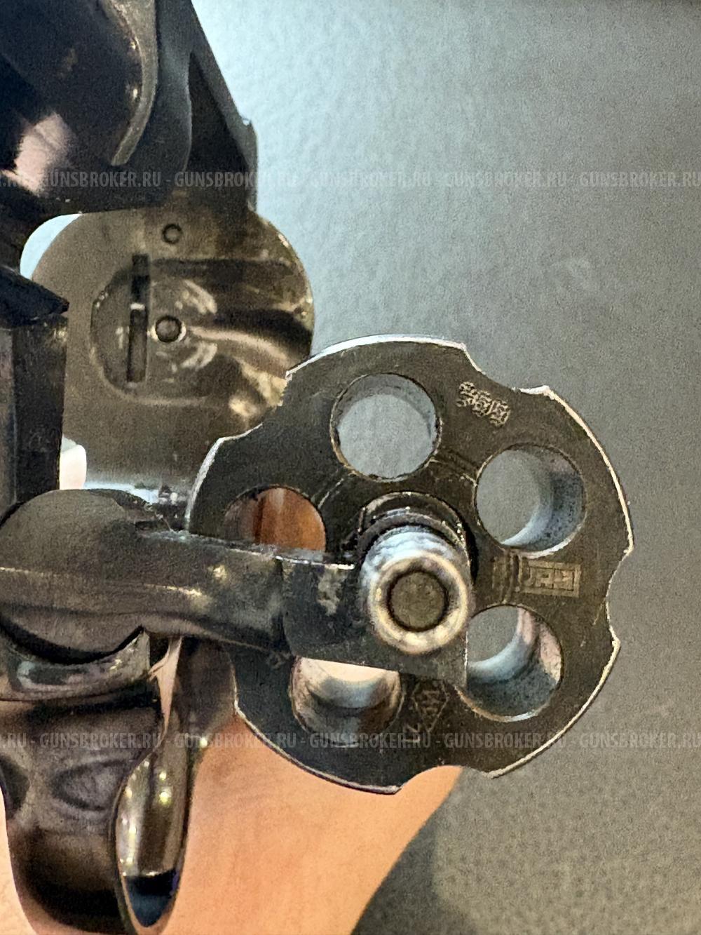 Lom-13 KURS револьвер калибр 10х28