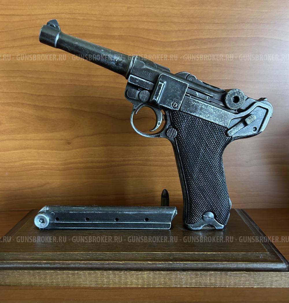 Люгер от Деникс на подставке