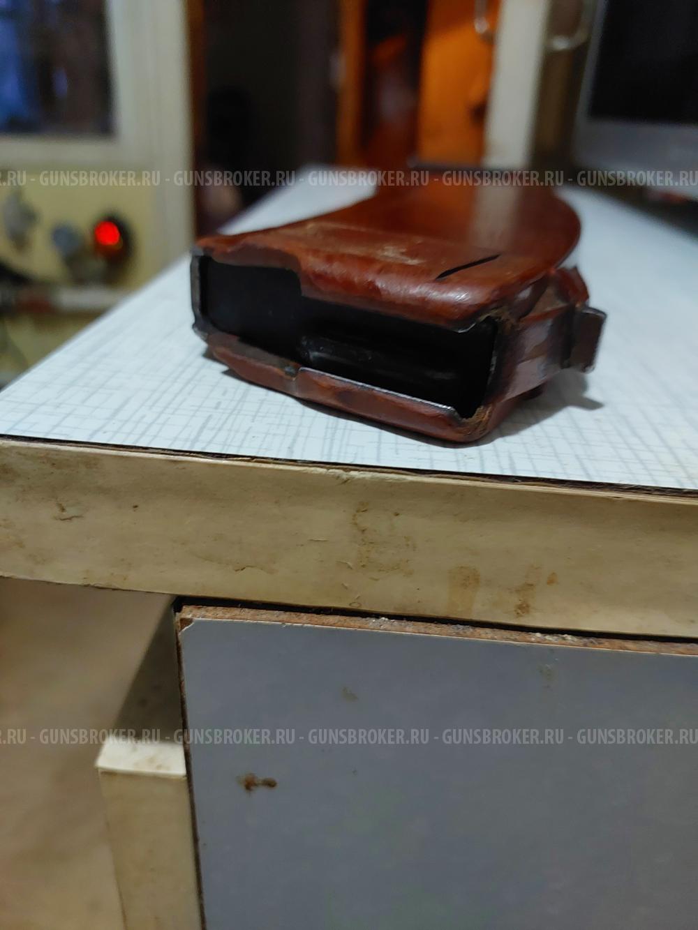 Магазин АК-74 оранжевый бакелит 