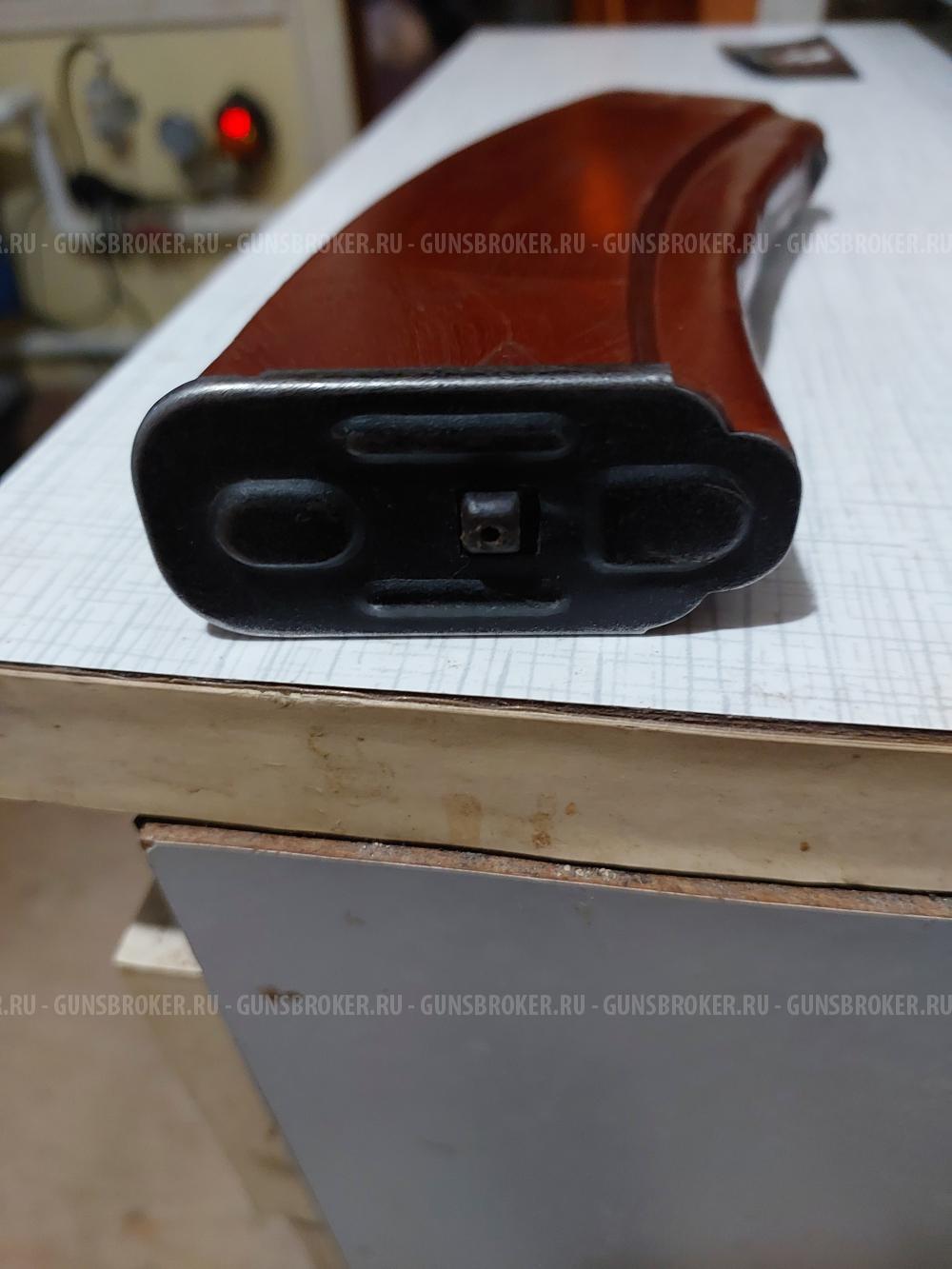 Магазин АК-74 оранжевый бакелит 