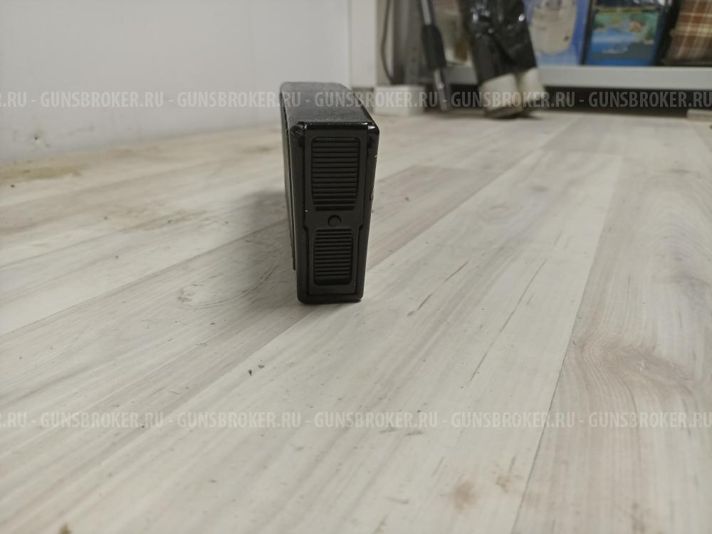 Магазин для ВПО-205 калибра 12, 10 мест