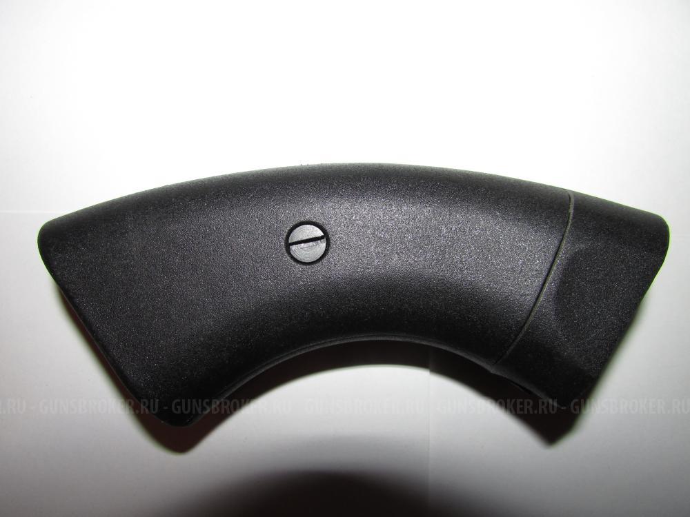 Магазины к АК-74 на 30 патр.,рукоятки,зарядные планки СКС,калоша на приклад,патронташ