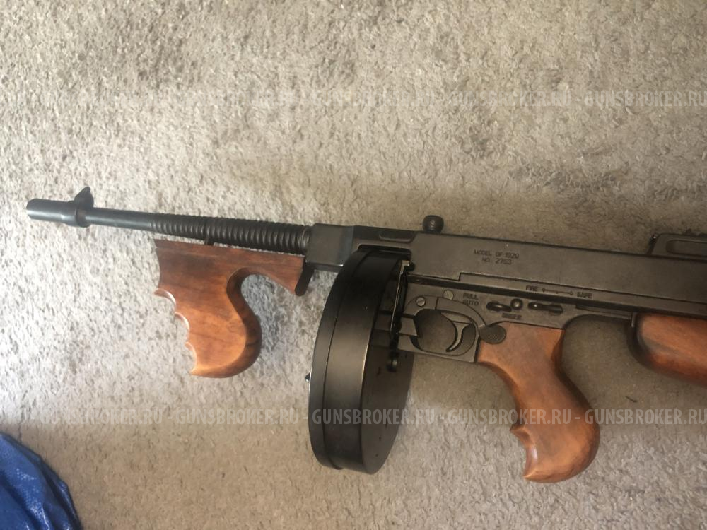 Макет автомата Томпсон