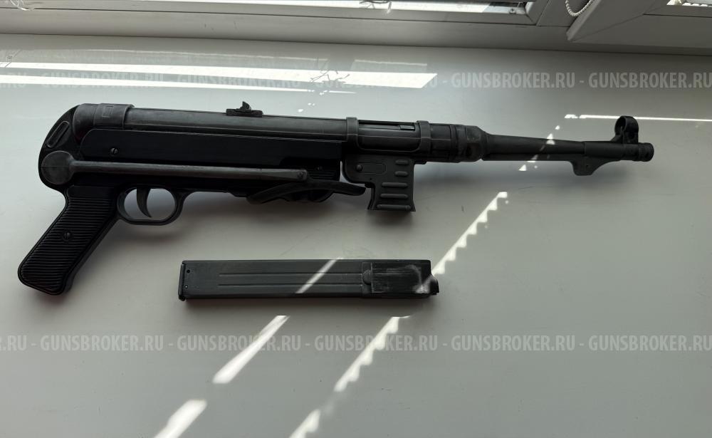 Макет MP-40 Denix