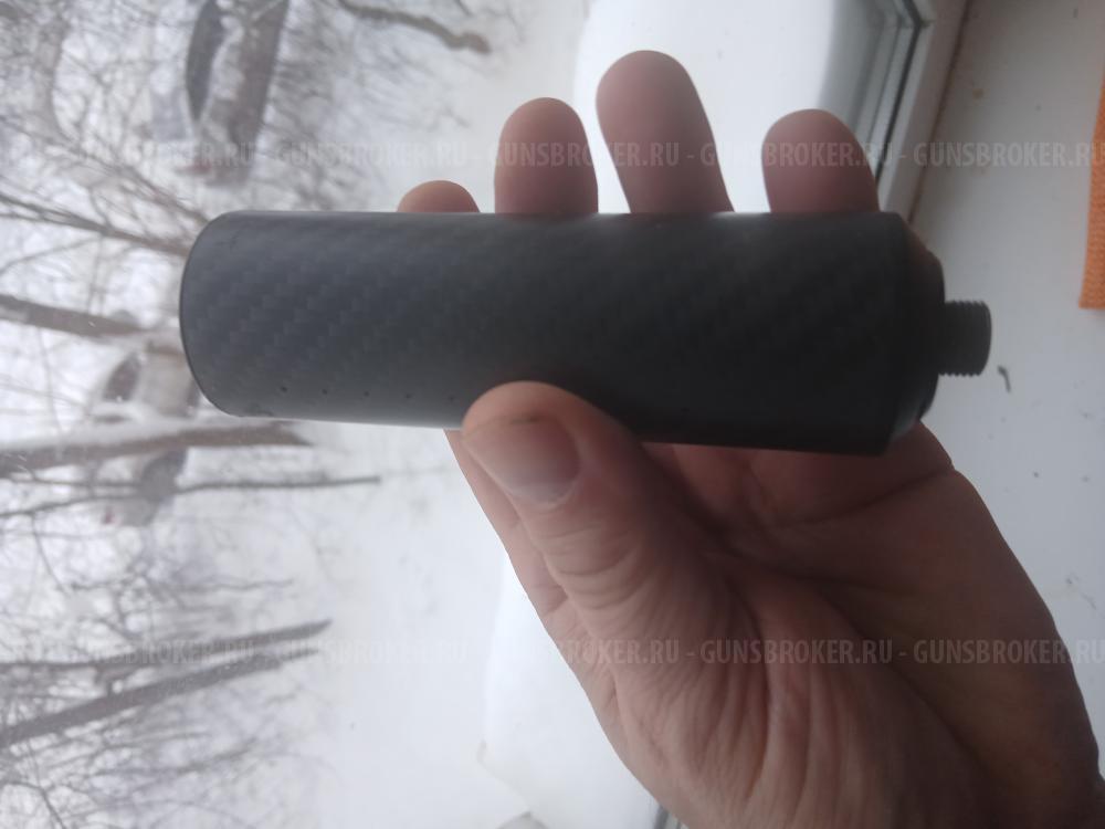 Модератор от FRwL в 5.5 карбон на 38 трубе резьба 12×1, на велес , корсар подходит.