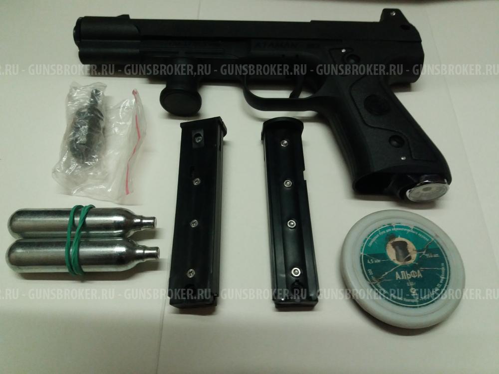 Мощный пневматический пистолет Атаман-М2 новый в упаковке, калибр 4,5 мм.