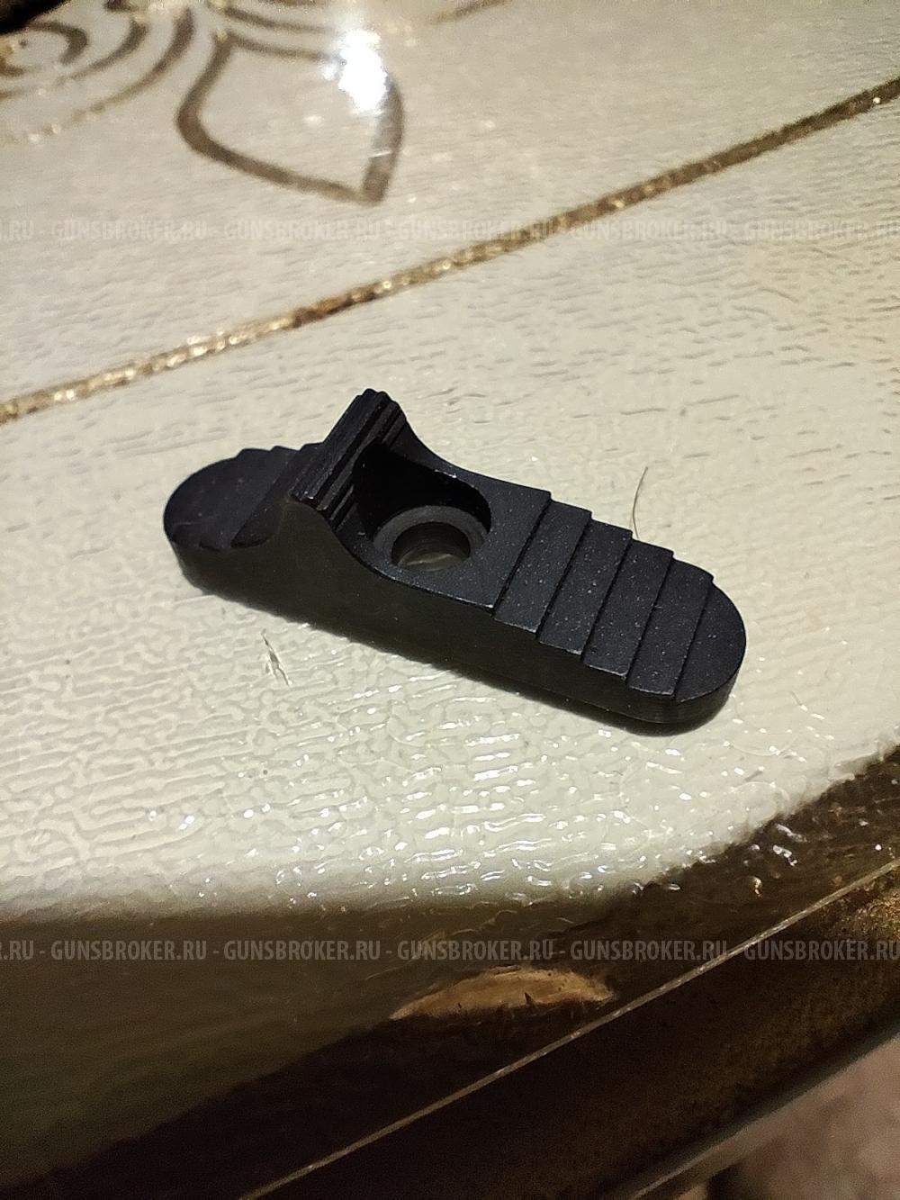 Mossberg 500 клавиша предохранителя 