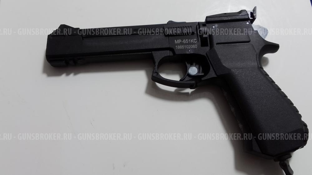 МР 651КС С лазерной гравировкой на рукоятке.