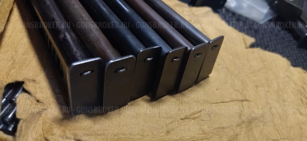 Магазин пм 1954-1972 , предохранитель красные, рукоятки бакелит, дутые задержки