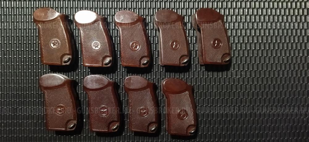 Магазин пм 1954-1972 , предохранитель красные, рукоятки бакелит, дутые задержки