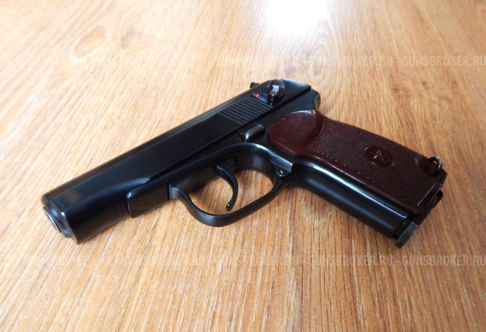 МР-654К из боевого. В тюнинге. С комплектом. Ковка. В идеале. 32 серия. С кобурой. СССР.