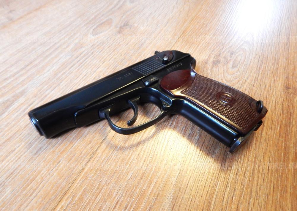 МР-654К из боевого. В тюнинге. С комплектом. Ковка. В идеале. 32 серия. СССР. С кобурой.