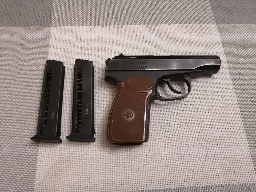 МР-80-13Т, калибр 45 Rubber. 