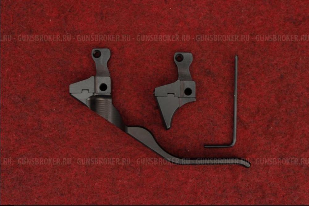 На RUGER 10/22 - рукоятки перезарядки, магазин релиз, ударник, экстрактор, авто болт релиз