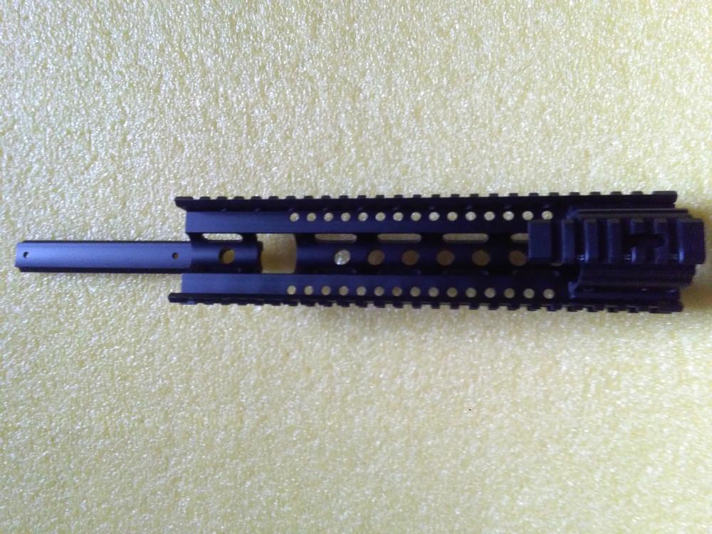 На RUGER 10/22 рукоятки перезарядки, планки, магазин релиз, Quad Rail + магазины 22lr