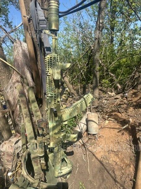 Набор 4 цветов + трафареты  " МОХ КАМУФЛЯЖ №1"   Airo Pro  "Cerama Arms"