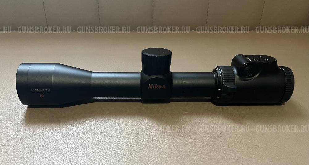 Nikon Monarch 7 