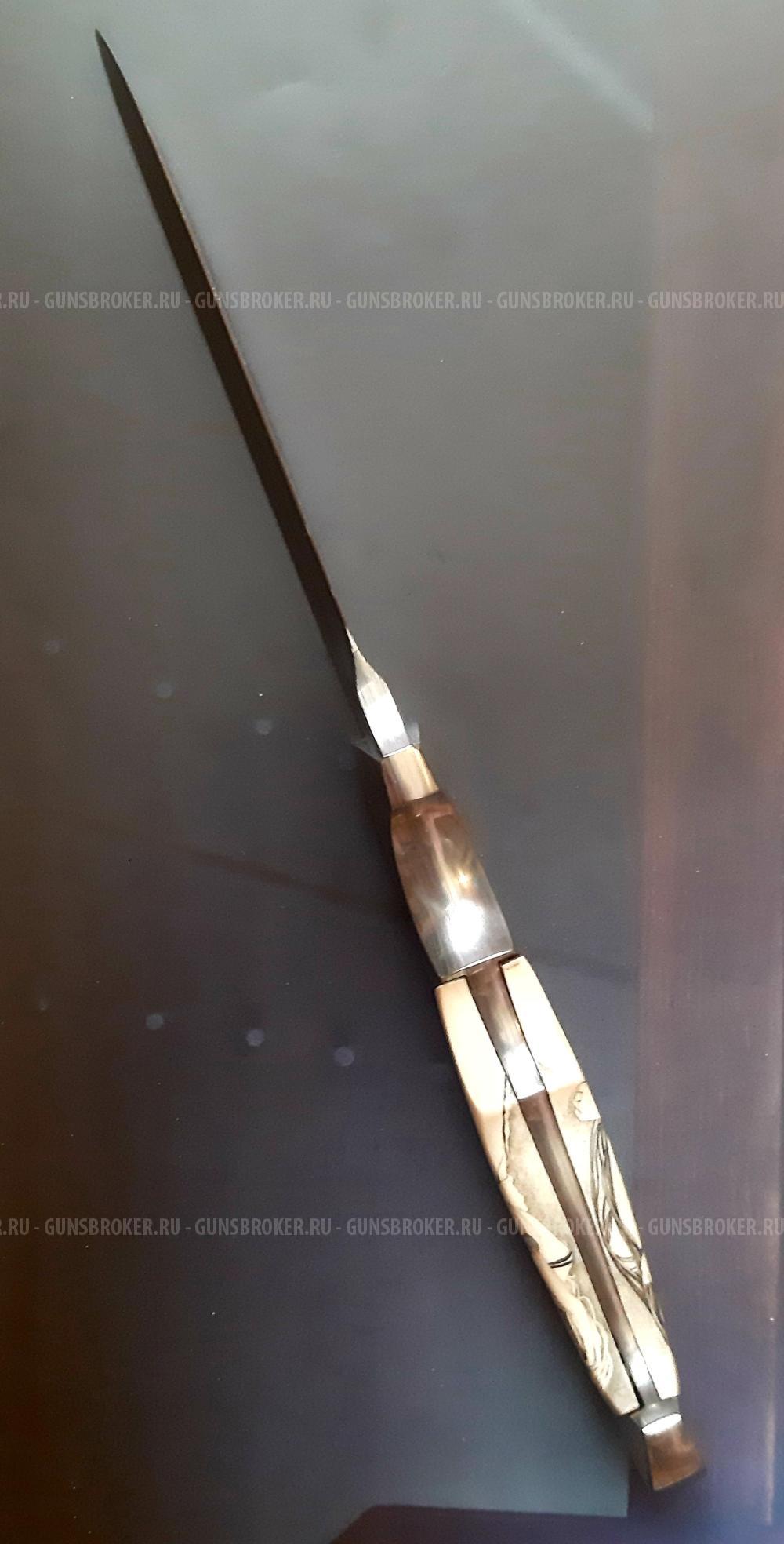 Нож авторский. Коллекция Штэфана Гобеча 2012 года.