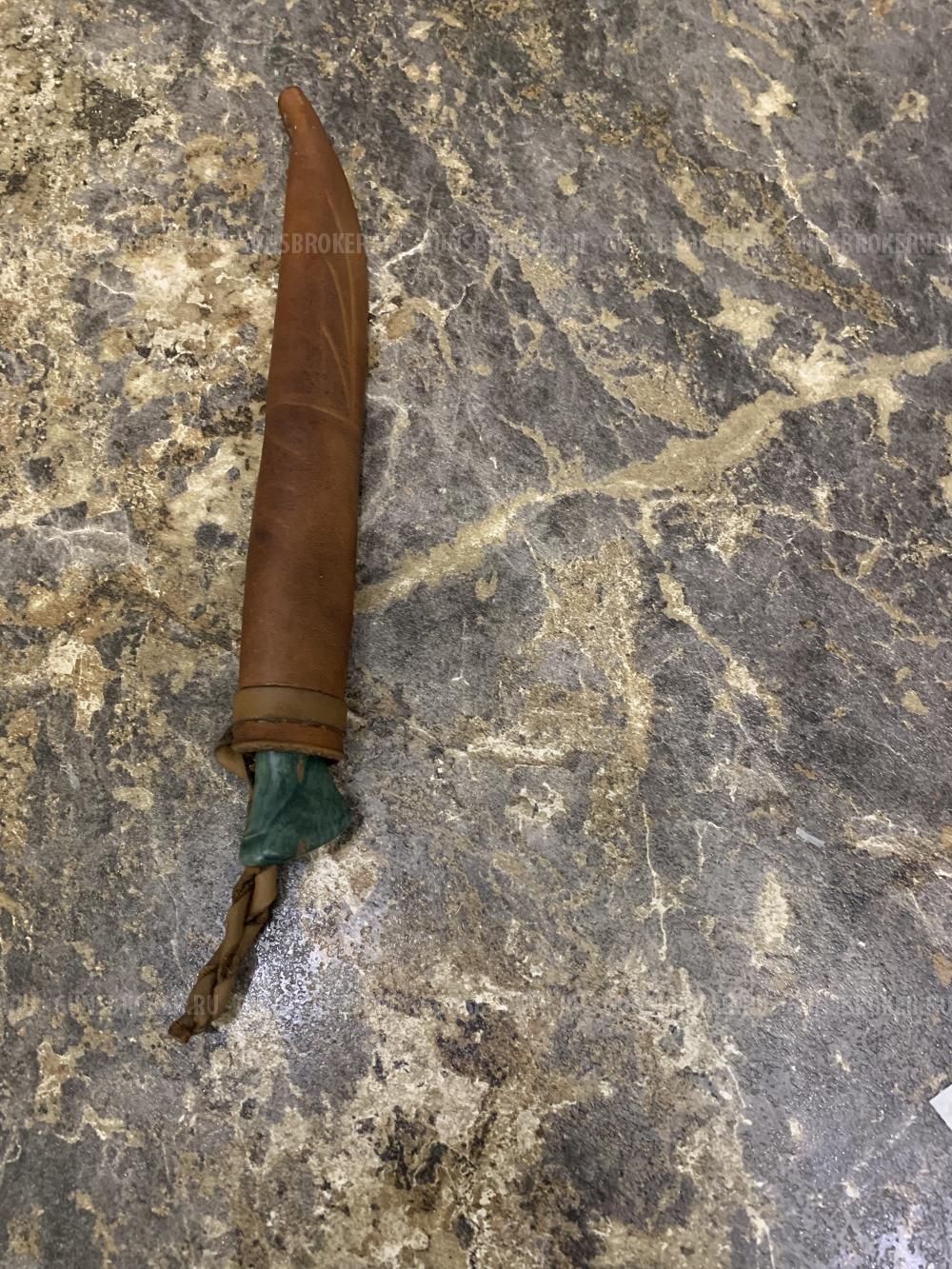 Нож Финка Малахит