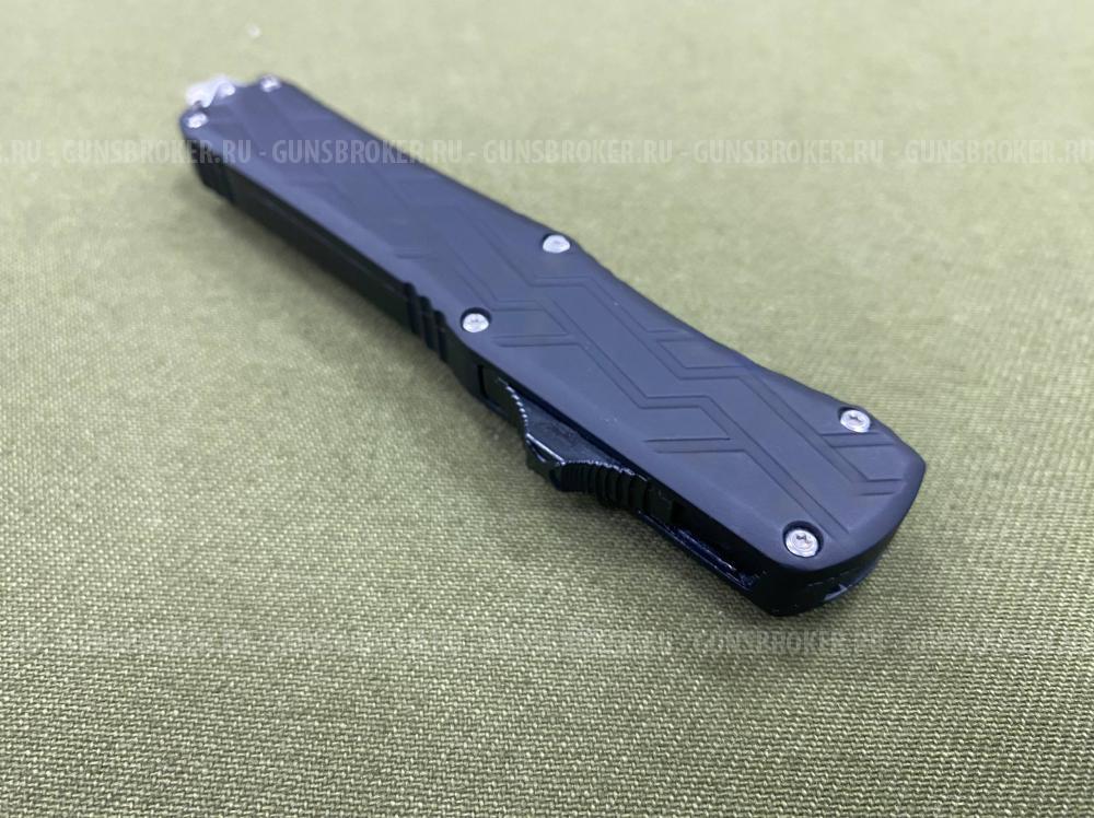 Нож кнопочный с узором на рукояти