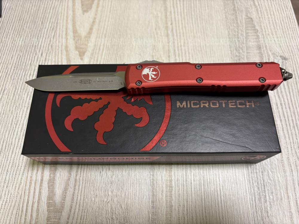 Нож Microtech Ultratech 121-10APRD, сталь M390, рукоять красный алюминий, Apocalyptic