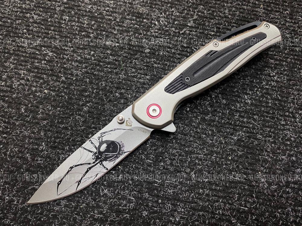 Нож складной с пауком