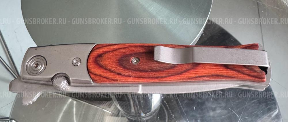 Нож туристический