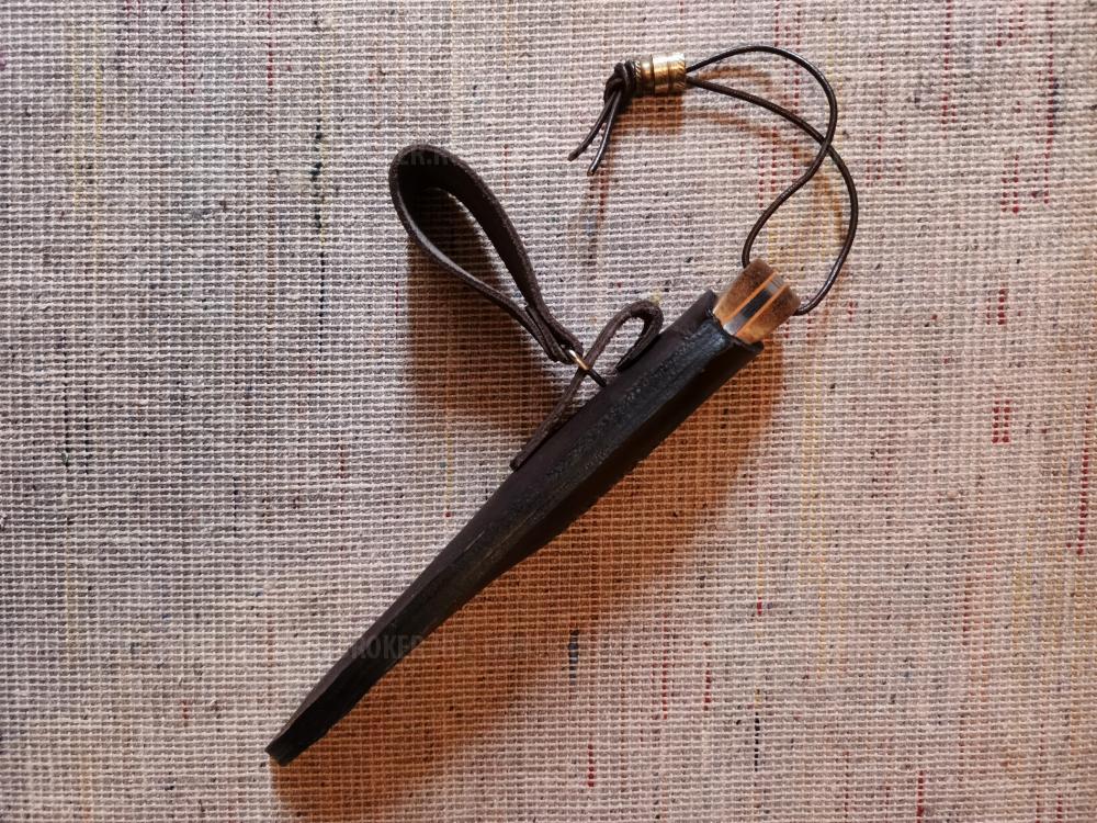 Нож из бивня мамонта