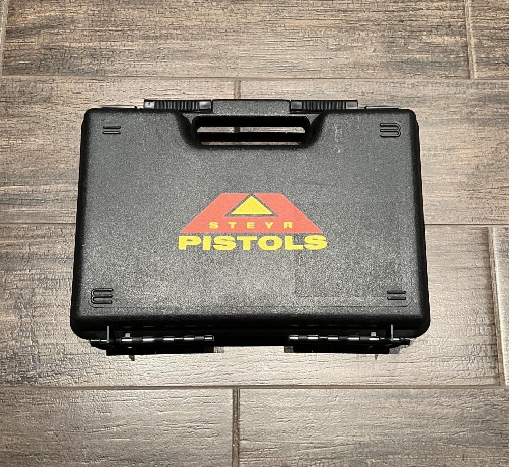 НОВЫЙ травматический пистолет Steyr M-A1, 2011 год